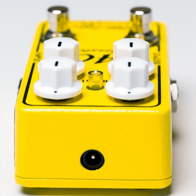 Xotic AC Booster Overdrive/Distortion Pedal + Ernie Ball Strings - Image 3