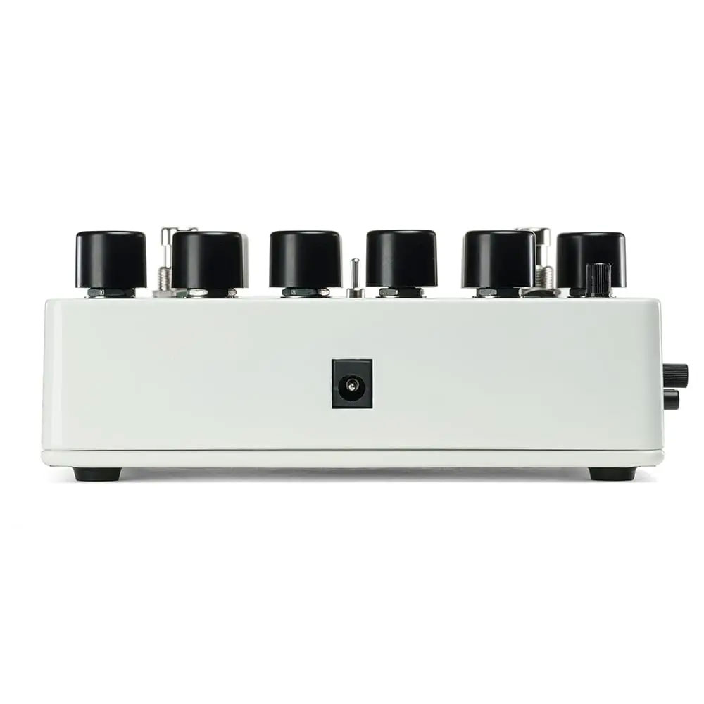 Electro-Harmonix Battalion Bass Preamp and DI Pedal - Image 4